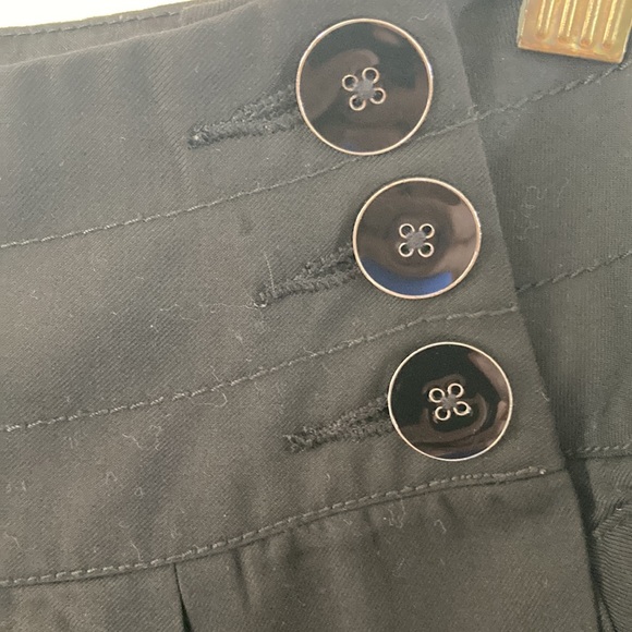 Ryu Pleated Front Black Shorts Size M - Picture 2 of 7